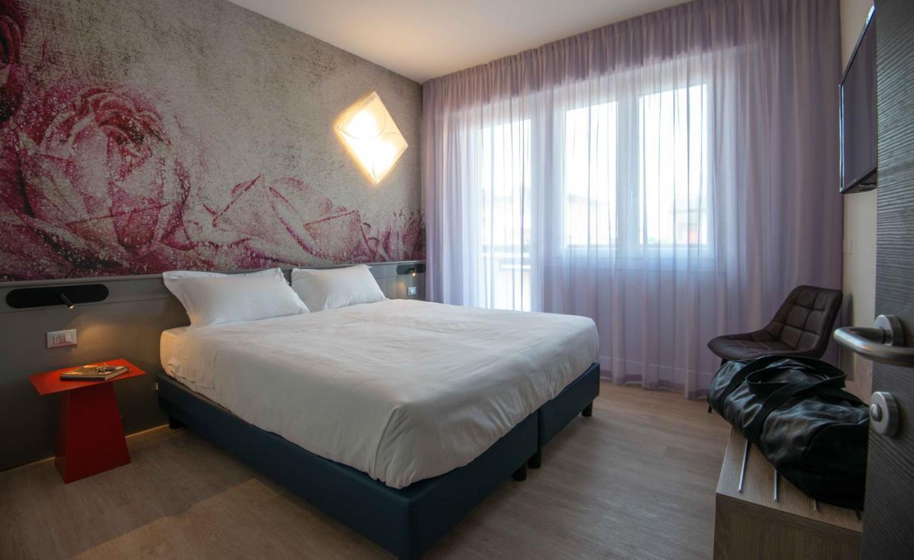 Residence Il Melograno Sirmione Exterior foto