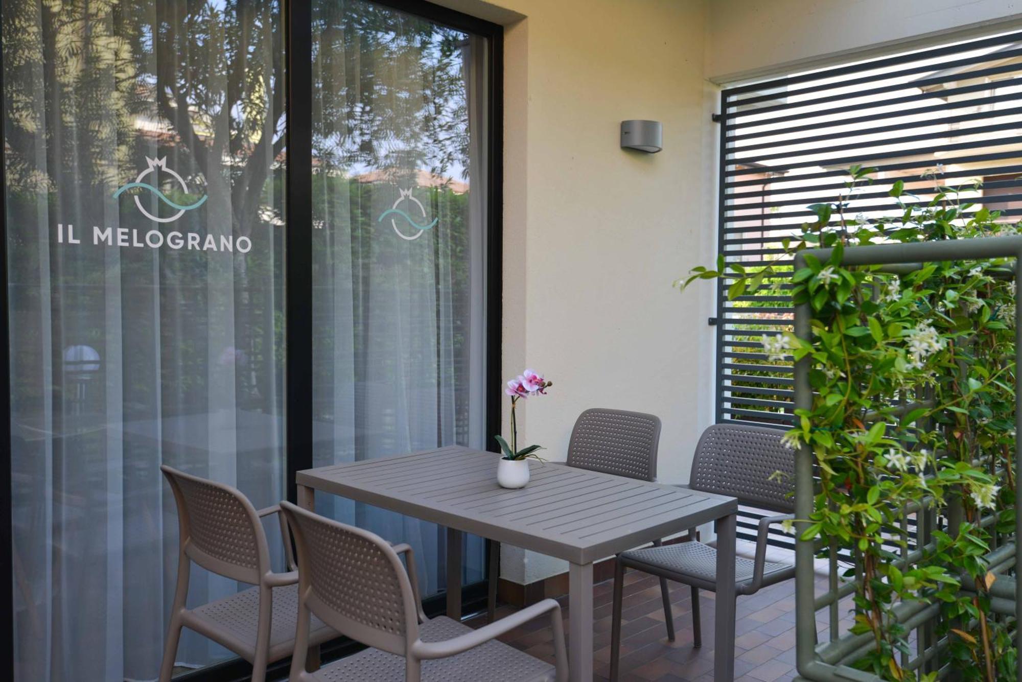 Residence Il Melograno Sirmione Exterior foto
